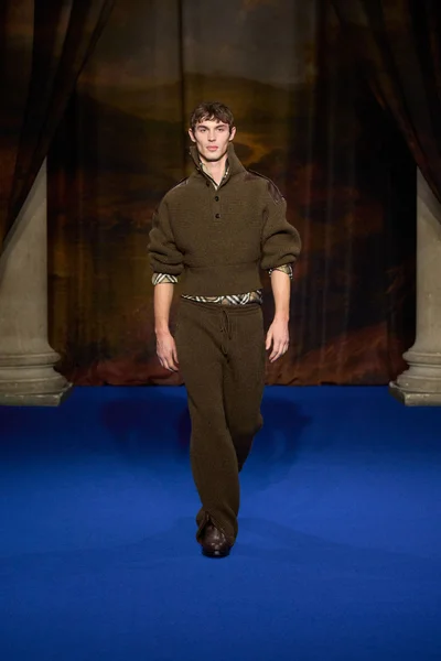 Look 6